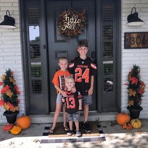 Meet your Posher, Stephen